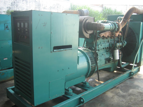 革吉租赁发电机- 发电机碳刷磨损的原因是什么