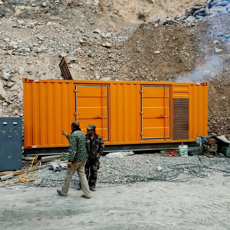 革吉如何选择适合自己的 800KW 柴油发电机组？