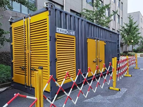 革吉如何使用转速表检查发动机的转速？